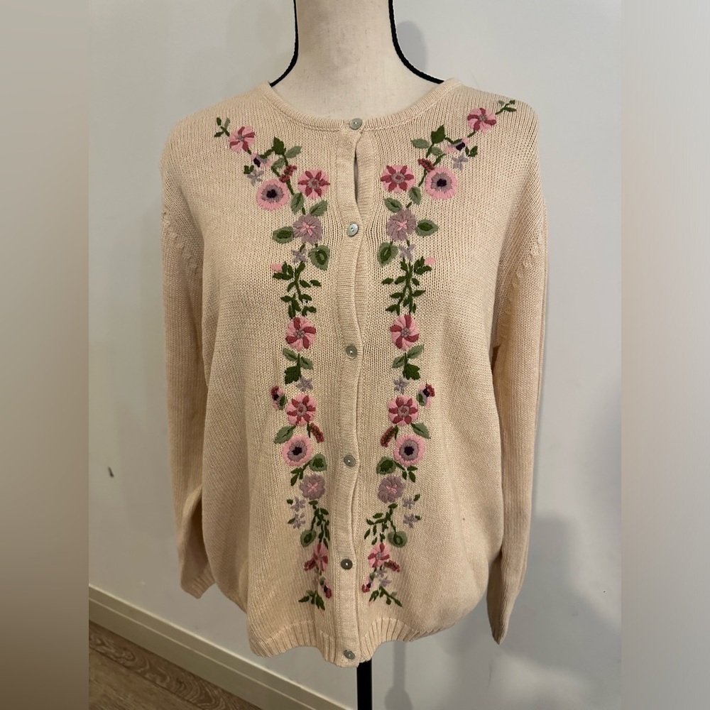 Jumper vintage cardigan floral crochet button front size large 100% cotton